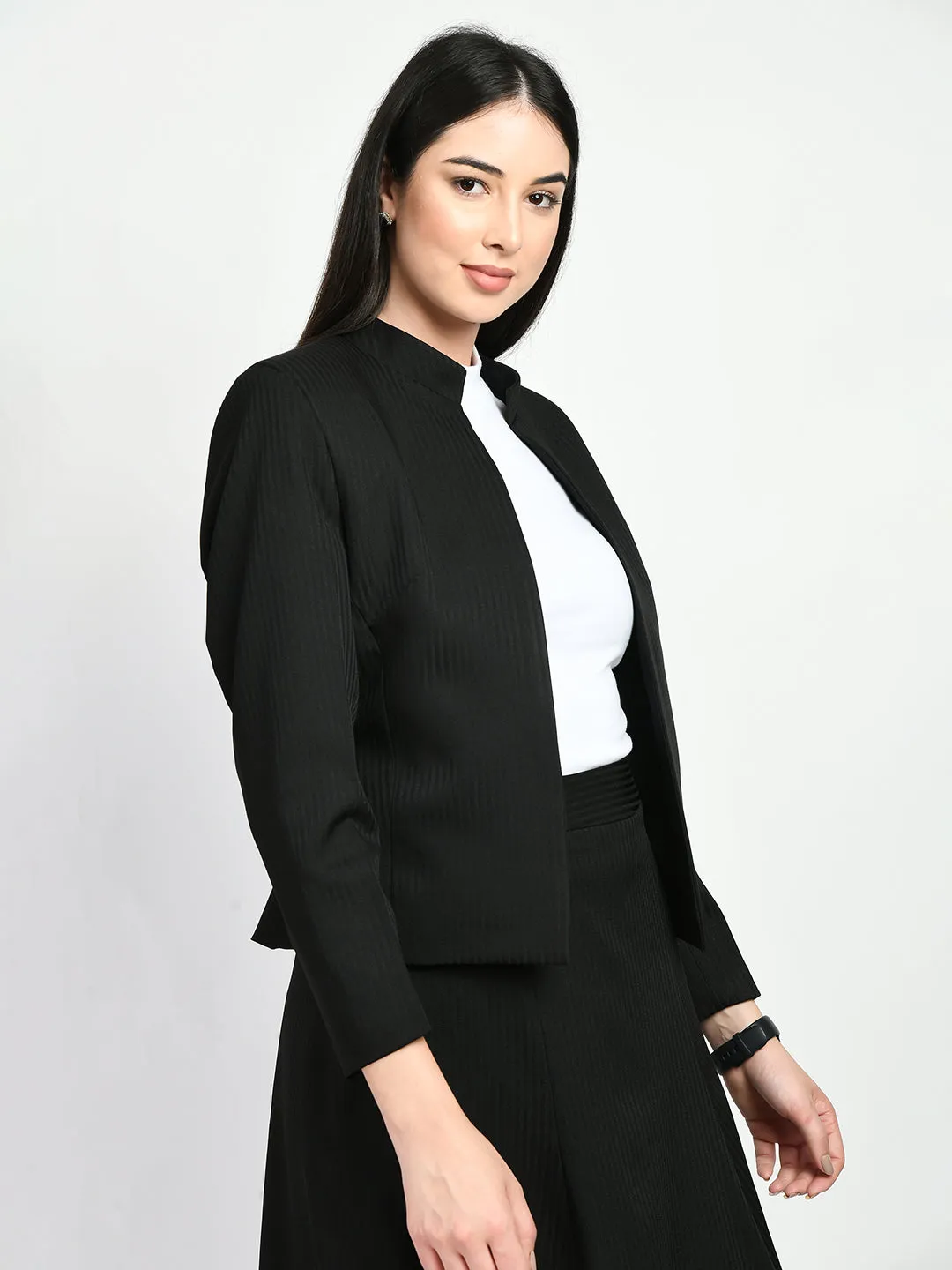 Exude Power Striped Mandarin Collar Short Blazer (Black)