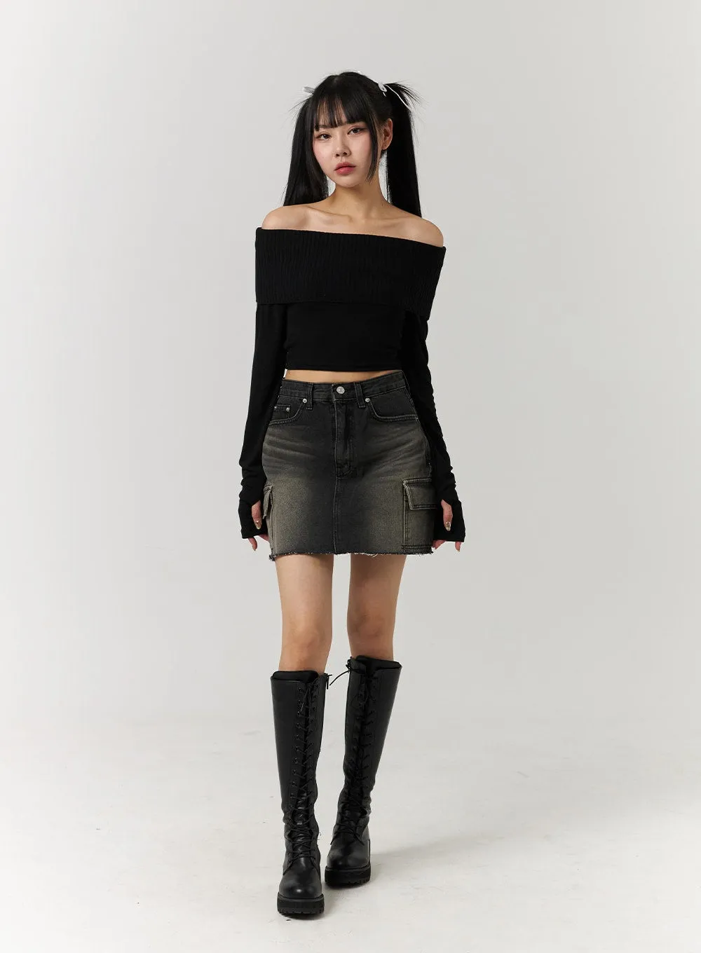 Solid Off-Shoulder Crop Top CJ405