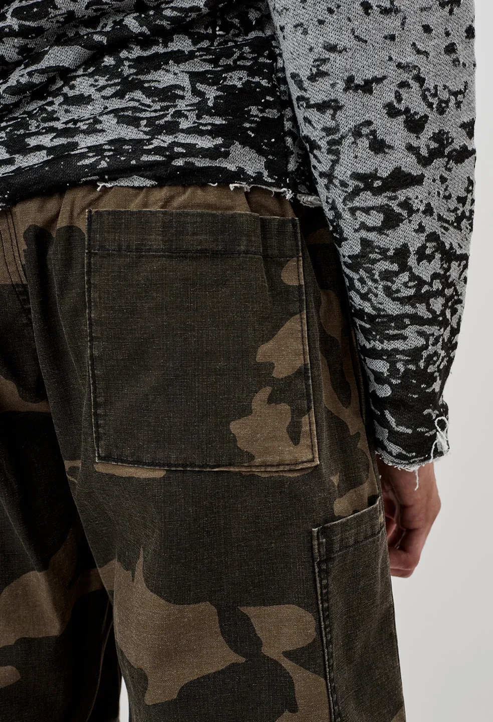 Utility Cargo Shorts / Black Camo